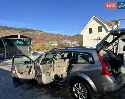 Серый Рено Меган, объемом двигателя 1.87 л и пробегом 291 тыс. км за 3300 $, фото 8 на Automoto.ua