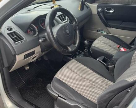 Серый Рено Меган, объемом двигателя 1.9 л и пробегом 238 тыс. км за 4800 $, фото 8 на Automoto.ua