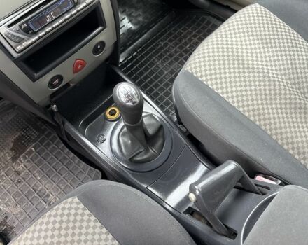 Сірий Рено Меган, об'ємом двигуна 1.6 л та пробігом 200 тис. км за 4300 $, фото 19 на Automoto.ua