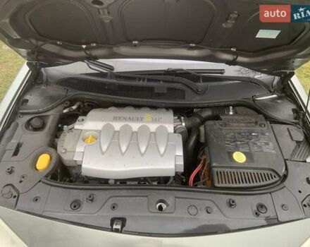 Сірий Рено Меган, об'ємом двигуна 1.6 л та пробігом 307 тис. км за 3700 $, фото 6 на Automoto.ua