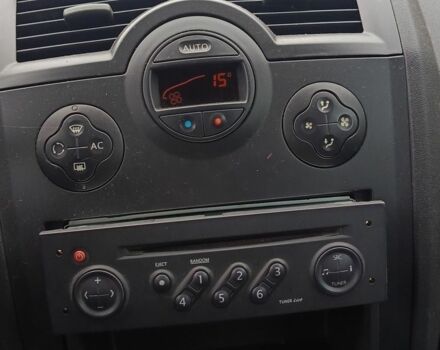 Сірий Рено Меган, об'ємом двигуна 1.6 л та пробігом 307 тис. км за 1800 $, фото 7 на Automoto.ua