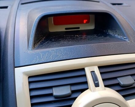 Серый Рено Меган, объемом двигателя 1.6 л и пробегом 190 тыс. км за 4000 $, фото 4 на Automoto.ua