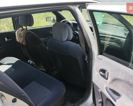 Серый Рено Меган, объемом двигателя 1.4 л и пробегом 237 тыс. км за 3000 $, фото 6 на Automoto.ua