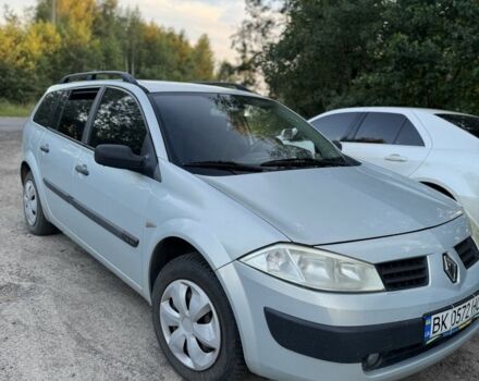 Серый Рено Меган, объемом двигателя 1.6 л и пробегом 300 тыс. км за 3800 $, фото 1 на Automoto.ua