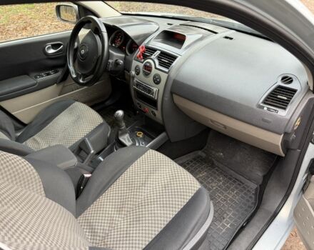 Сірий Рено Меган, об'ємом двигуна 1.6 л та пробігом 200 тис. км за 4300 $, фото 16 на Automoto.ua