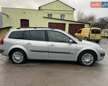 Сірий Рено Меган, об'ємом двигуна 1.6 л та пробігом 210 тис. км за 4555 $, фото 18 на Automoto.ua