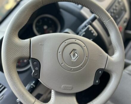 Серый Рено Меган, объемом двигателя 1.6 л и пробегом 198 тыс. км за 4899 $, фото 5 на Automoto.ua