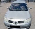 Сірий Рено Меган, об'ємом двигуна 2 л та пробігом 295 тис. км за 4700 $, фото 1 на Automoto.ua