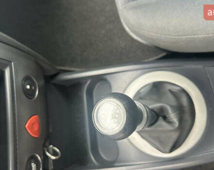 Рено Меган 2004 в Киеве на Automoto.ua Серый Рено Меган, объемом двигателя 1.9 л и пробегом 280 тыс. км за 3800 $, фото 18 на Automoto.ua