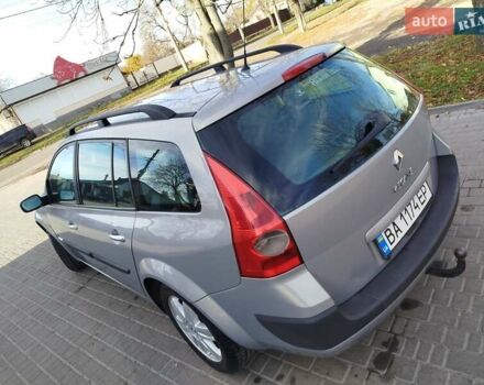 Рено Меган 2004 у Первомайськ на Automoto.ua Сірий Рено Меган, об'ємом двигуна 1.6 л та пробігом 233 тис. км за 4500 $, фото 6 на Automoto.ua