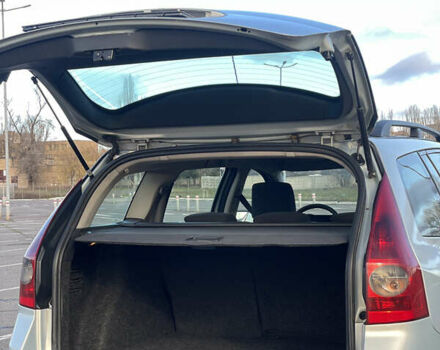 Сірий Рено Меган, об'ємом двигуна 1.46 л та пробігом 278 тис. км за 4199 $, фото 11 на Automoto.ua