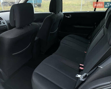 Серый Рено Меган, объемом двигателя 1.6 л и пробегом 158 тыс. км за 3999 $, фото 22 на Automoto.ua