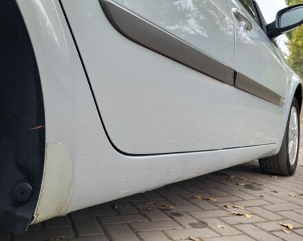 Серый Рено Меган, объемом двигателя 1.6 л и пробегом 204 тыс. км за 4950 $, фото 10 на Automoto.ua