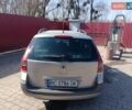 Серый Рено Меган, объемом двигателя 1.6 л и пробегом 400 тыс. км за 2999 $, фото 6 на Automoto.ua