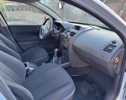 Серый Рено Меган, объемом двигателя 1.5 л и пробегом 280 тыс. км за 4200 $, фото 13 на Automoto.ua