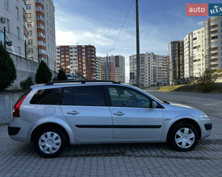 Рено Меган 2004 в Тернополе на Automoto.ua Серый Рено Меган, объемом двигателя 1.6 л и пробегом 194 тыс. км за 4900 $, фото 4 на Automoto.ua