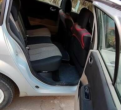 Серый Рено Меган, объемом двигателя 1.5 л и пробегом 226 тыс. км за 4850 $, фото 6 на Automoto.ua