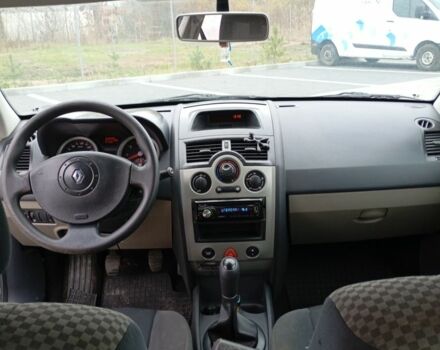 Серый Рено Меган, объемом двигателя 1.4 л и пробегом 235 тыс. км за 3900 $, фото 7 на Automoto.ua