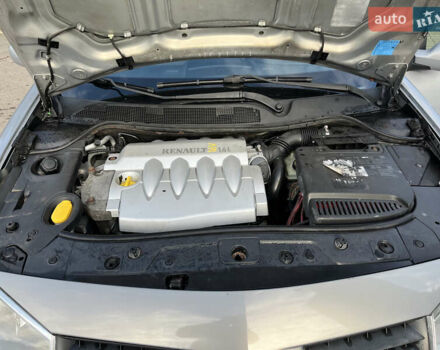 Сірий Рено Меган, об'ємом двигуна 1.6 л та пробігом 213 тис. км за 4200 $, фото 42 на Automoto.ua