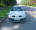 Серый Рено Меган, объемом двигателя 1.46 л и пробегом 276 тыс. км за 5000 $, фото 1 на Automoto.ua