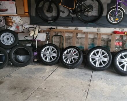 Серый Рено Меган, объемом двигателя 2 л и пробегом 90 тыс. км за 5100 $, фото 3 на Automoto.ua