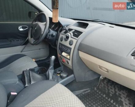 Сірий Рено Меган, об'ємом двигуна 1.6 л та пробігом 149 тис. км за 5100 $, фото 4 на Automoto.ua