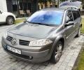 Сірий Рено Меган, об'ємом двигуна 1.39 л та пробігом 300 тис. км за 4400 $, фото 1 на Automoto.ua