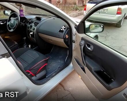 Сірий Рено Меган, об'ємом двигуна 1.5 л та пробігом 226 тис. км за 4850 $, фото 6 на Automoto.ua