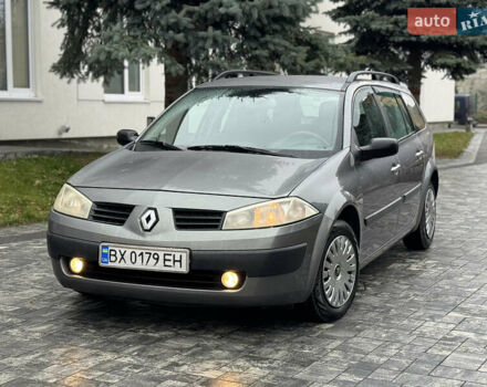 Серый Рено Меган, объемом двигателя 1.6 л и пробегом 300 тыс. км за 3850 $, фото 1 на Automoto.ua