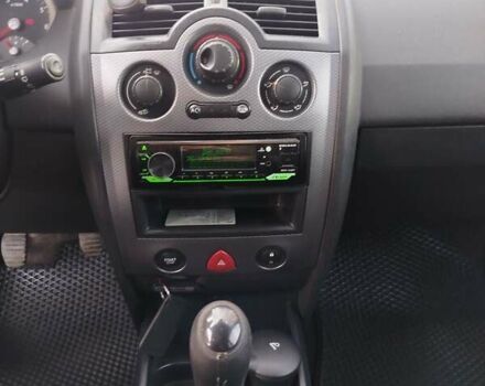 Рено Меган 2004 у Первомайськ на Automoto.ua Сірий Рено Меган, об'ємом двигуна 1.6 л та пробігом 233 тис. км за 4500 $, фото 30 на Automoto.ua