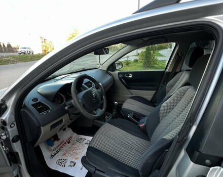 Рено Меган 2004 в Тернополе на Automoto.ua Серый Рено Меган, объемом двигателя 1.6 л и пробегом 194 тыс. км за 4900 $, фото 16 на Automoto.ua
