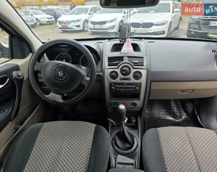 Сірий Рено Меган, об'ємом двигуна 1.6 л та пробігом 296 тис. км за 3650 $, фото 8 на Automoto.ua