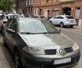Серый Рено Меган, объемом двигателя 2.6 л и пробегом 260 тыс. км за 2050 $, фото 1 на Automoto.ua