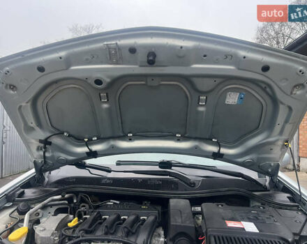 Серый Рено Меган, объемом двигателя 1.39 л и пробегом 207 тыс. км за 4600 $, фото 47 на Automoto.ua