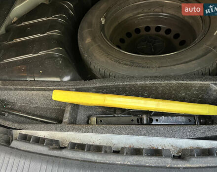 Сірий Рено Меган, об'ємом двигуна 1.6 л та пробігом 213 тис. км за 4200 $, фото 37 на Automoto.ua