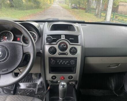 Рено Меган 2004 у Шостке на Automoto.ua Сірий Рено Меган, об'ємом двигуна 1.5 л та пробігом 225 тис. км за 3250 $, фото 10 на Automoto.ua