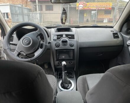 Сірий Рено Меган, об'ємом двигуна 1.5 л та пробігом 403 тис. км за 3600 $, фото 5 на Automoto.ua
