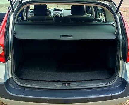 Сірий Рено Меган, об'ємом двигуна 1.6 л та пробігом 256 тис. км за 4500 $, фото 5 на Automoto.ua