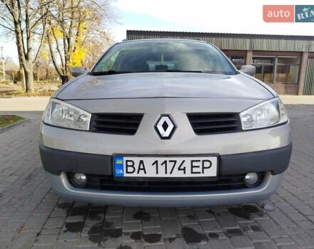 Рено Меган 2004 у Первомайськ на Automoto.ua Сірий Рено Меган, об'ємом двигуна 1.6 л та пробігом 233 тис. км за 4500 $, фото 9 на Automoto.ua