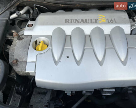Сірий Рено Меган, об'ємом двигуна 1.6 л та пробігом 213 тис. км за 4200 $, фото 40 на Automoto.ua