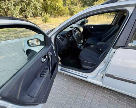 Сірий Рено Меган, об'ємом двигуна 1.9 л та пробігом 263 тис. км за 4400 $, фото 8 на Automoto.ua