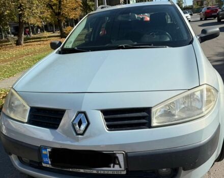 Рено Меган 2004 в Сумах на Automoto.ua Серый Рено Меган, объемом двигателя 0 л и пробегом 190 тыс. км за 4750 $, фото 1 на Automoto.ua