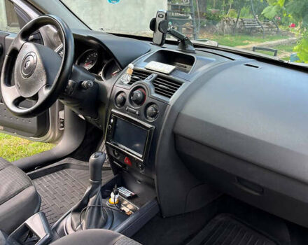 Сірий Рено Меган, об'ємом двигуна 1.4 л та пробігом 227 тис. км за 4200 $, фото 6 на Automoto.ua