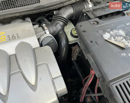 Сірий Рено Меган, об'ємом двигуна 1.6 л та пробігом 213 тис. км за 4200 $, фото 38 на Automoto.ua