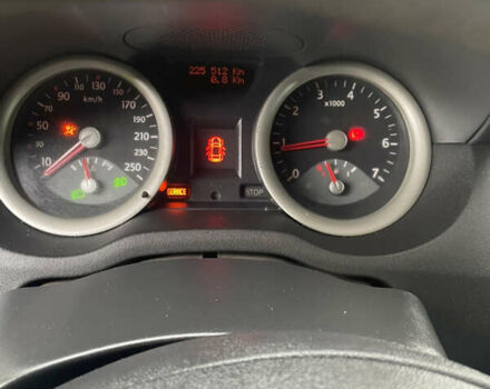 Рено Меган 2004 в Шостке на Automoto.ua Серый Рено Меган, объемом двигателя 1.46 л и пробегом 225 тыс. км за 3999 $, фото 7 на Automoto.ua