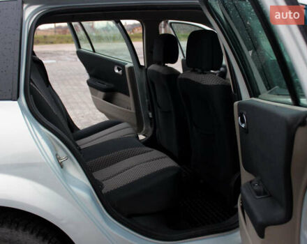 Серый Рено Меган, объемом двигателя 1.6 л и пробегом 300 тыс. км за 3700 $, фото 17 на Automoto.ua