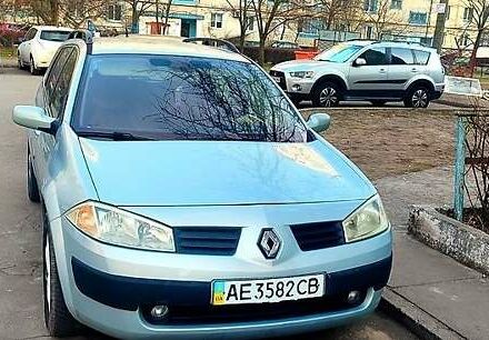 Серый Рено Меган, объемом двигателя 1.5 л и пробегом 226 тыс. км за 4850 $, фото 7 на Automoto.ua
