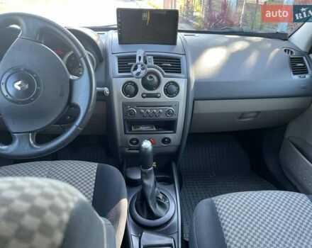 Серый Рено Меган, объемом двигателя 1.39 л и пробегом 261 тыс. км за 4500 $, фото 3 на Automoto.ua