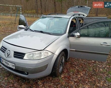 Серый Рено Меган, объемом двигателя 1.5 л и пробегом 275 тыс. км за 4150 $, фото 41 на Automoto.ua