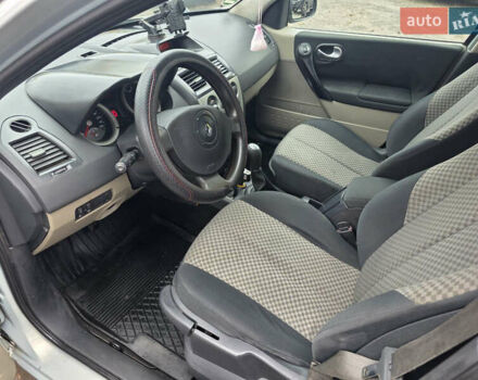 Сірий Рено Меган, об'ємом двигуна 1.6 л та пробігом 296 тис. км за 3650 $, фото 7 на Automoto.ua